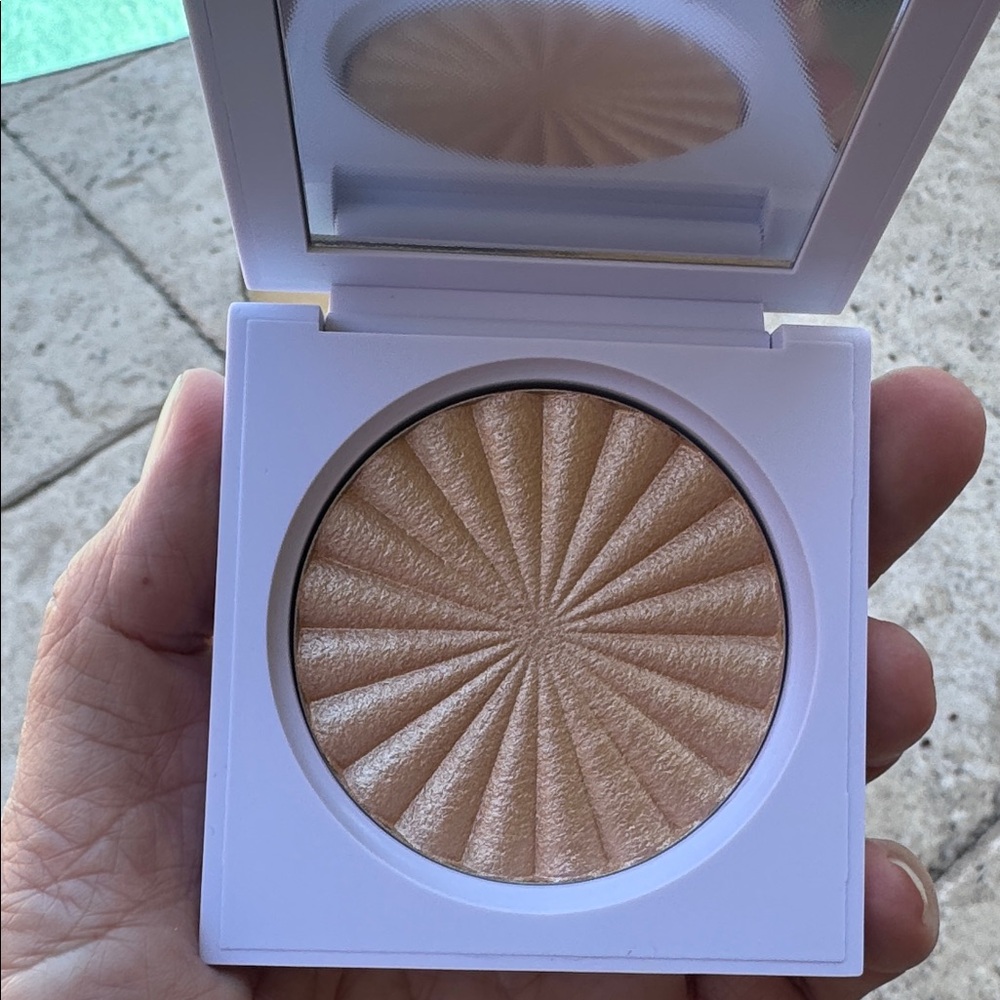OFRA Highlighter 7g 0.25oz Rodeo Drive - Picture 5 of 7